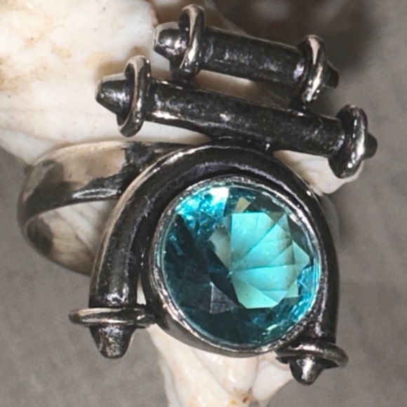 Modern Blue Topaz handmade 925 statement Ring - Picture 12 of 15